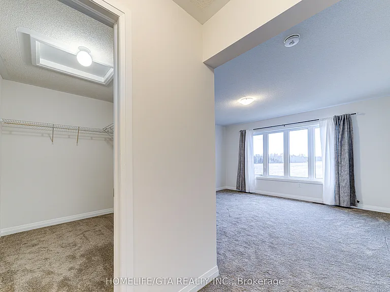 168 Union Blvd — Photo 15