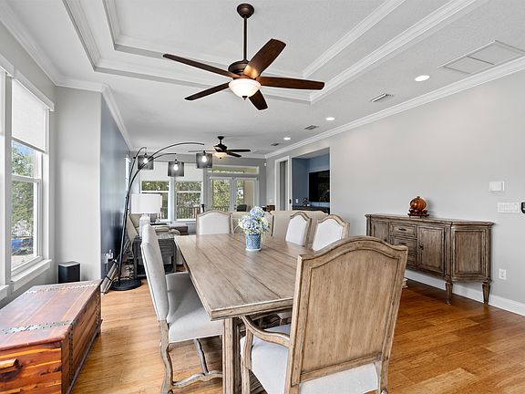 5th image of 156 Sunset Cir S