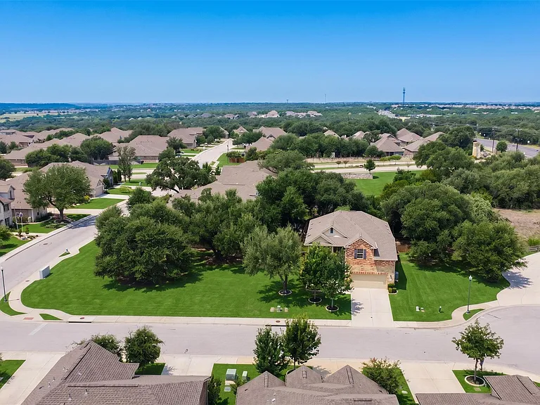 400 Pinnacle View Dr — Photo 2