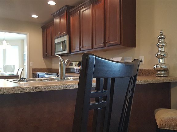 3rd image of 625 Beignet Dr #7