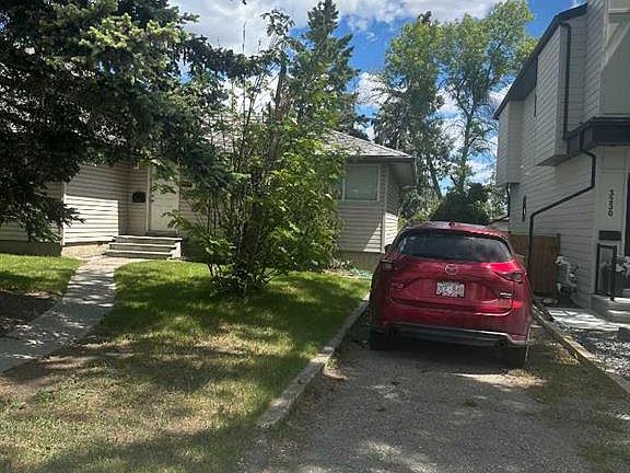 4th image of 3228 W Kerrydale Rd SW