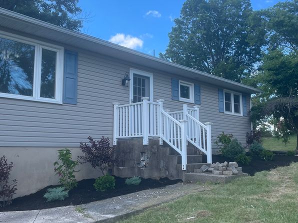 209 Golf Rd