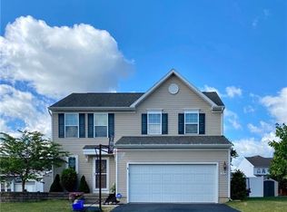 5512 Tobin Path, Clay, NY 13041