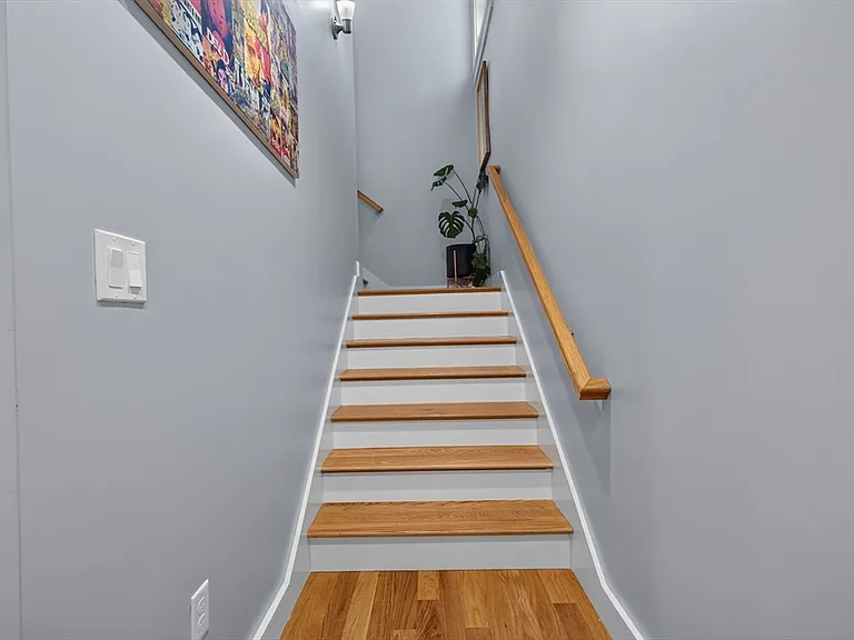 248 Washington St #- — Photo 9