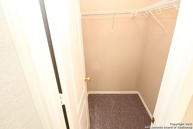 9715 Amber Ledge — Photo 20