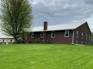 845 Birch Dr, Lena, IL 61048