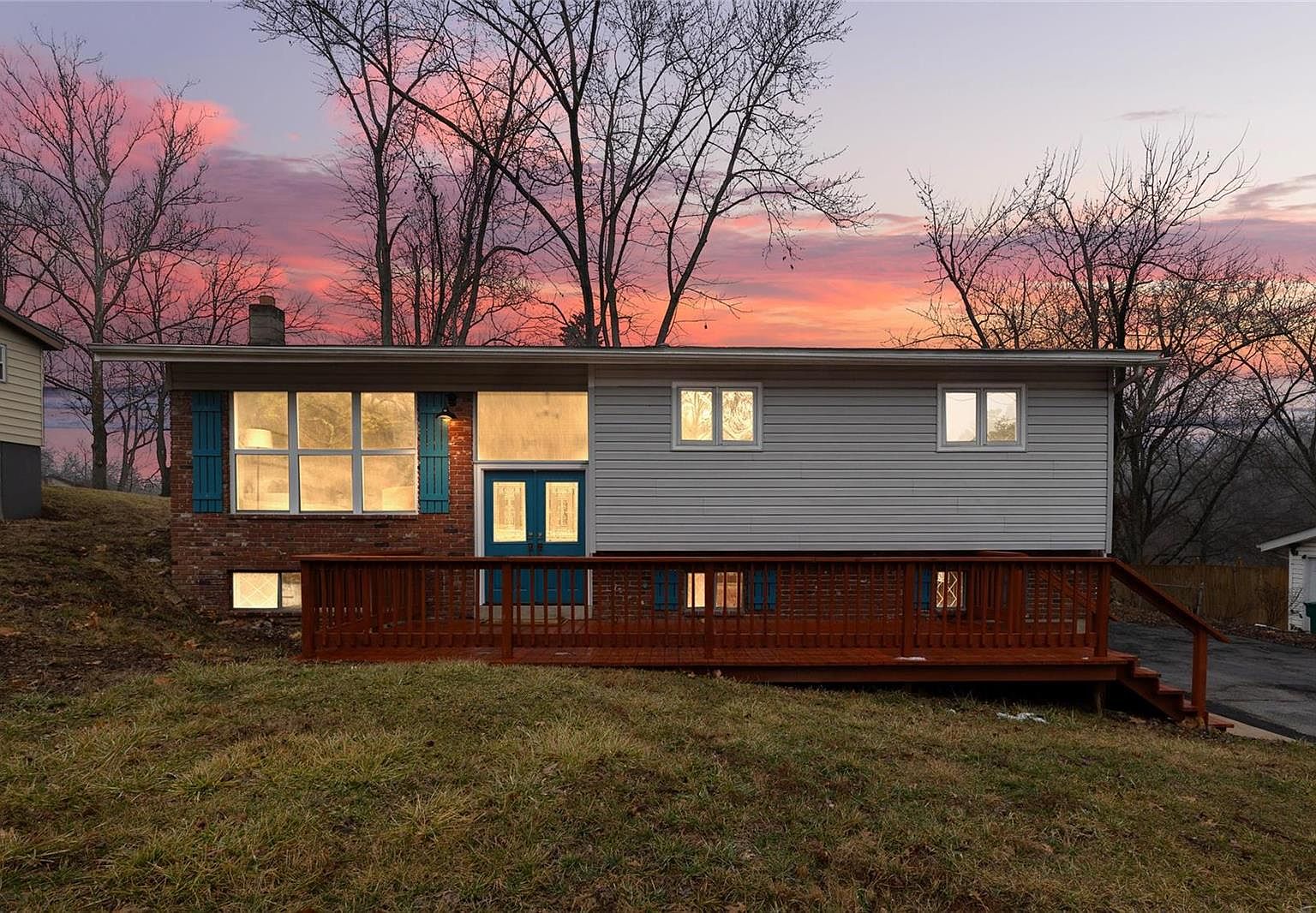 p.tjhia 6533 Highway Pp, High Ridge, MO 63049 | Zillow