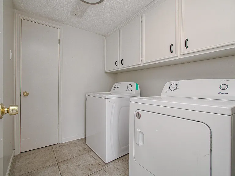 823 S Ripple Creek Dr — Photo 15