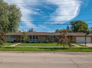 937 N Grace Ave, Park Ridge, IL 60068