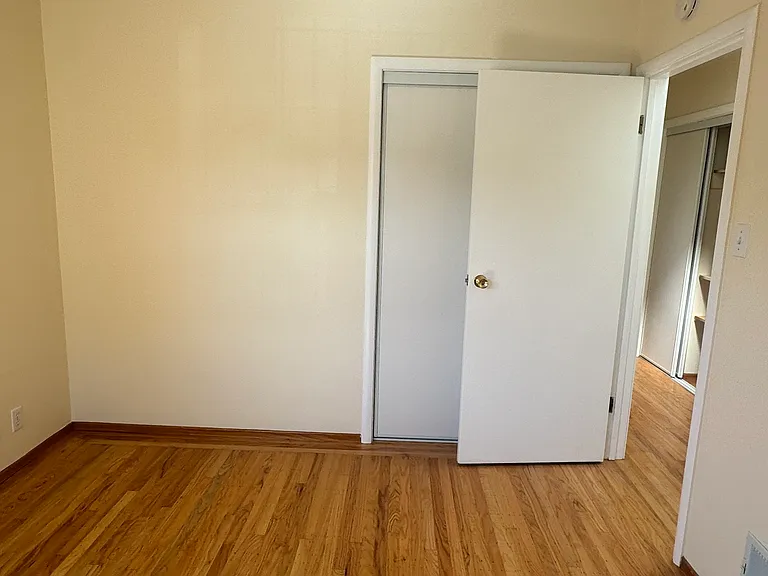 2652 Quintara St — Photo 15