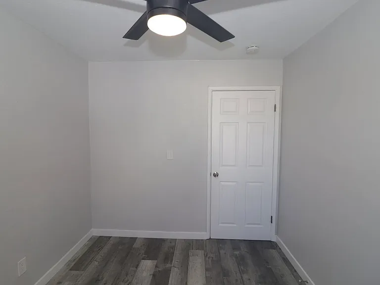 4239 Swift Ave — Photo 30