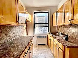 175-05 87th Dr #6G, Jamaica, NY 11432