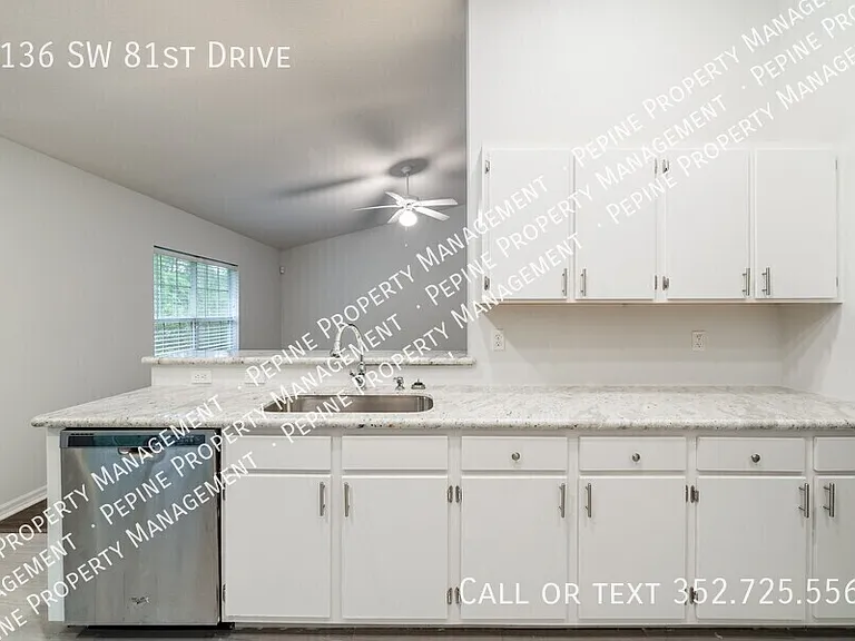 7136 SW 81st Dr — Photo 6