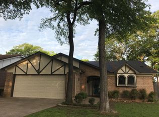 4200 W Pleasant Forest St, Arlington, TX 76015