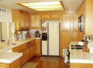 2nd image of 1546 E Calle Hondanada