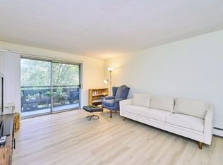 32 Whites Ave #E442, Watertown, MA 02472