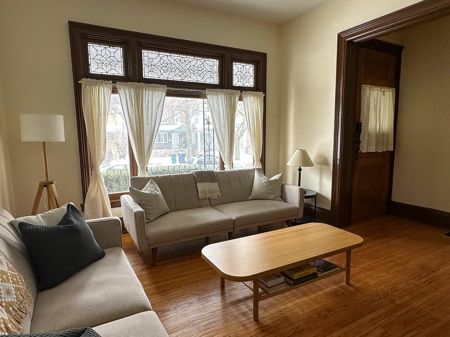 3 bed, 1286 sqft, $2,500 — Photo 3