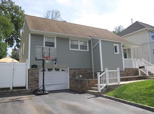 64 Isabelle St, Metuchen, NJ 08840