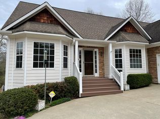 100 Condor Ct, Woodstock, GA 30188