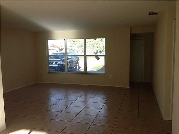 5th image of 2161 NW 84th Way