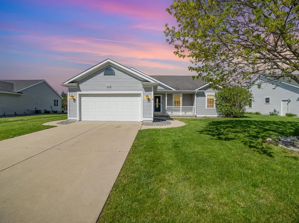 4073 W Crossings, Saginaw, MI 48603