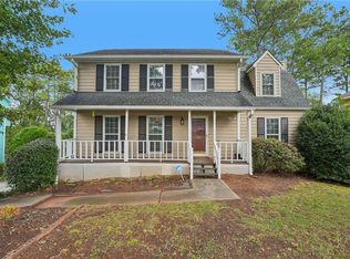 865 Branford Ln NW, Lilburn, GA 30047