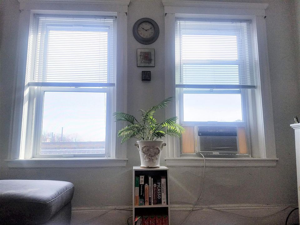 10 Lothian Rd, Brighton, MA 02135 Zillow