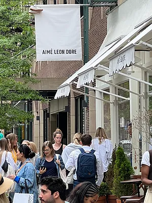 Sold by Compass | media 19