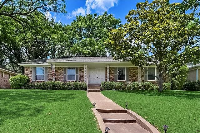 1st image of 9423 Buxhill Dr