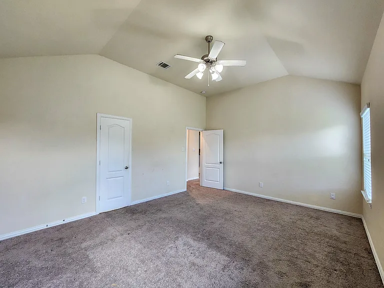 2119 Del Mar Dr — Photo 13