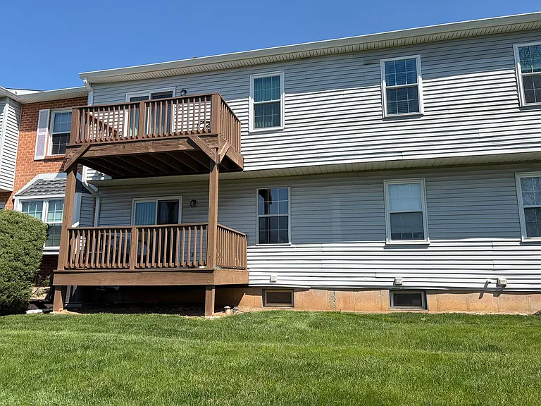 421 Wendover Dr #126B — Photo 3