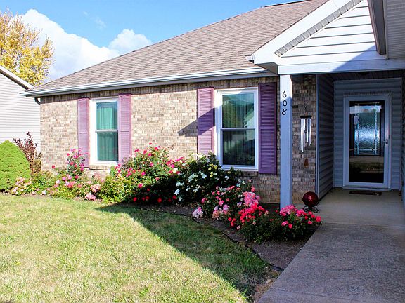 2nd image of 608 Marquis Cir