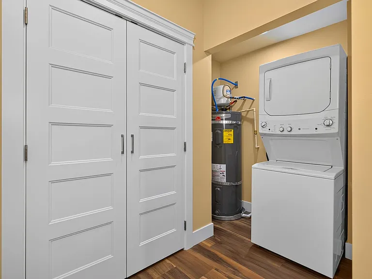 Rare New Construction 3- & 4-Bedroom Homes. Modern living. Spacious floor plans. An unbeatable lo... — Photo 17