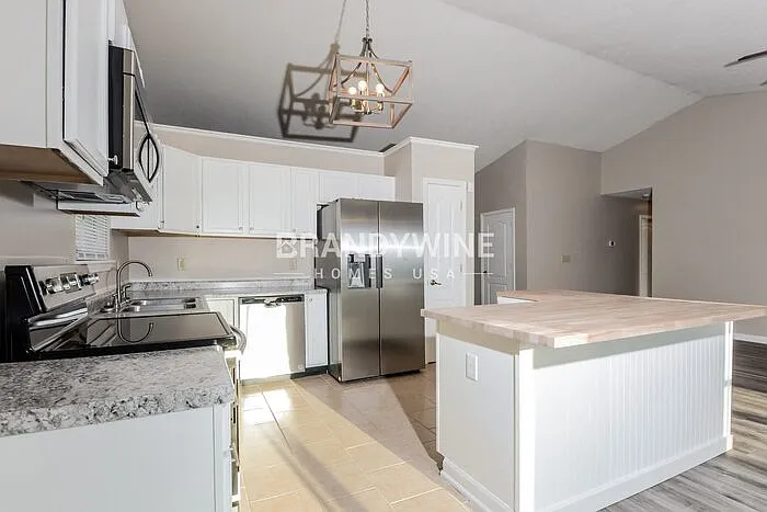 1932 Herford Dr — Photo 5