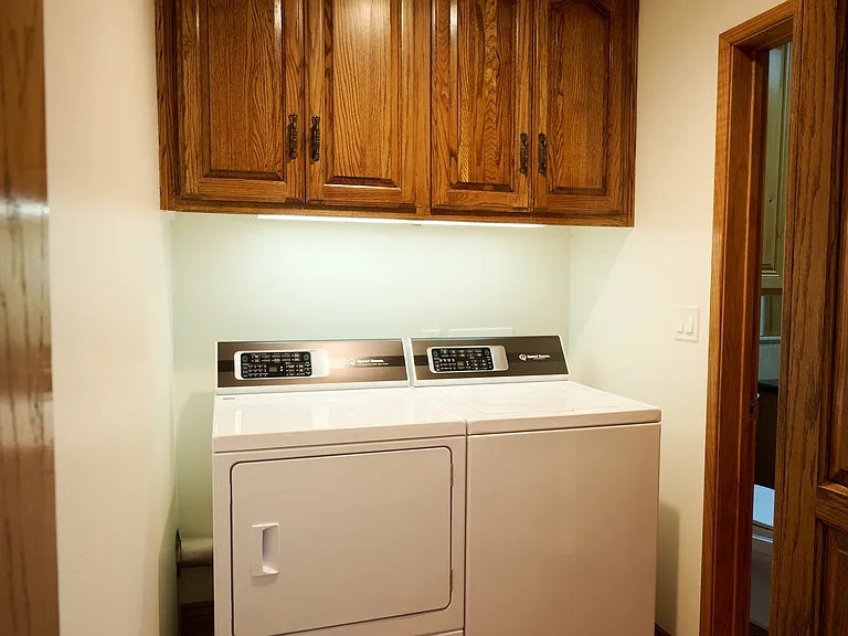 4720 Hayman Ave — Photo 52