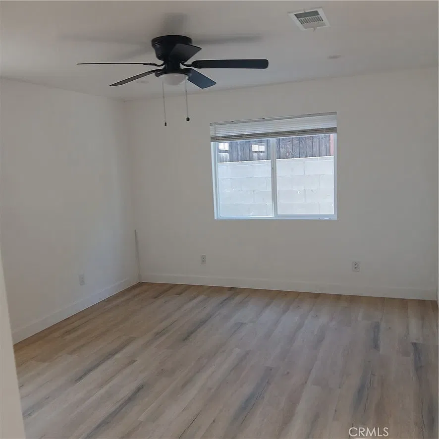 3 bed, 1194 sqft, $3,495 — Photo 3