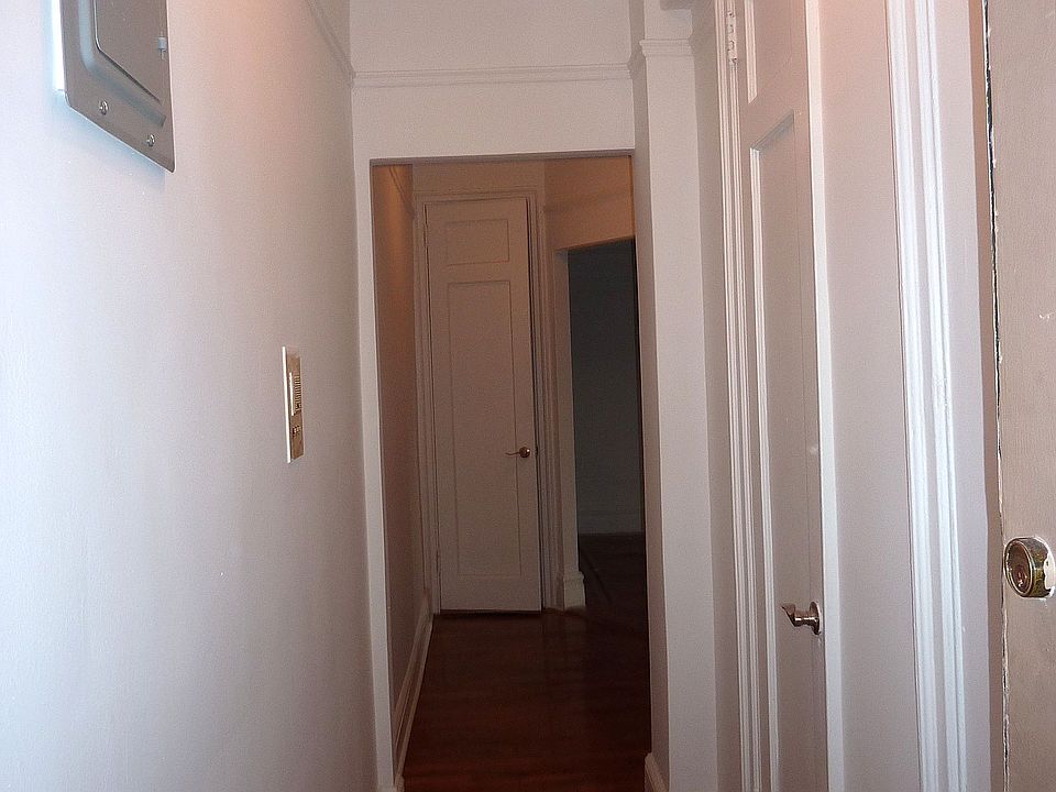 1st image of 3415 31st Ave APT 3B