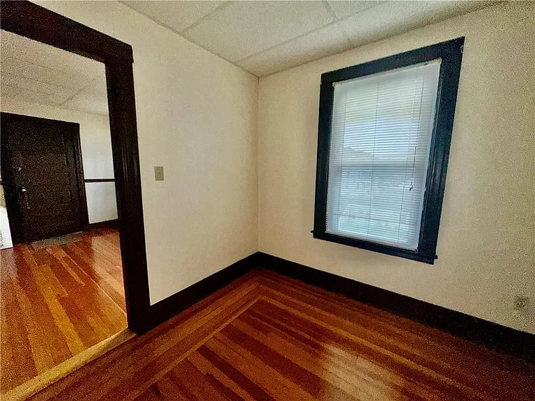 14 Courtland St #3 — Photo 9