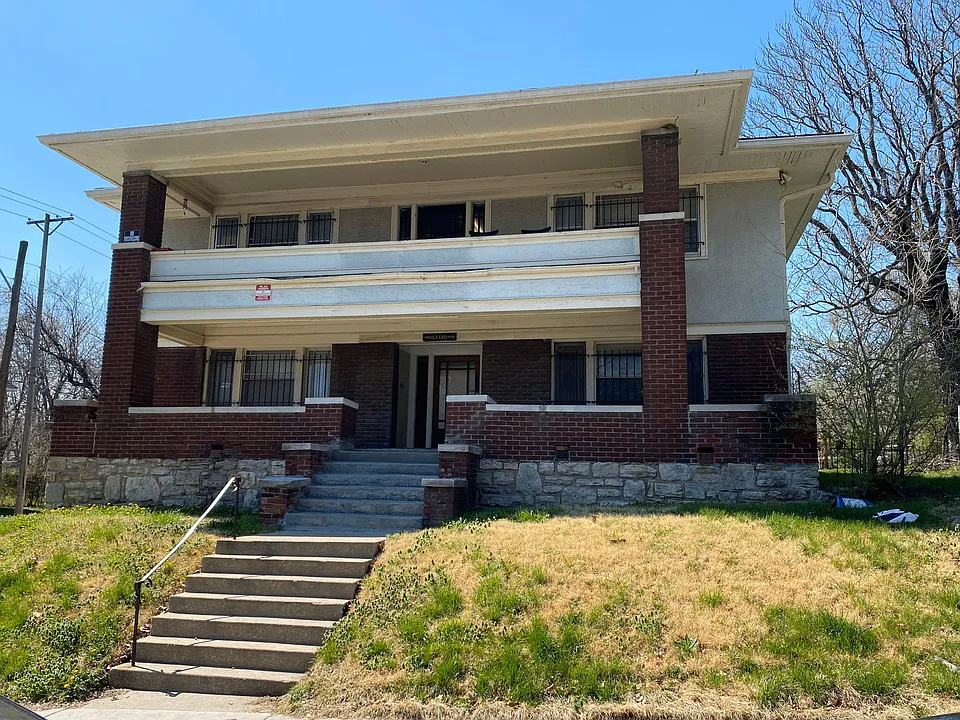 4448 Virginia Ave #3