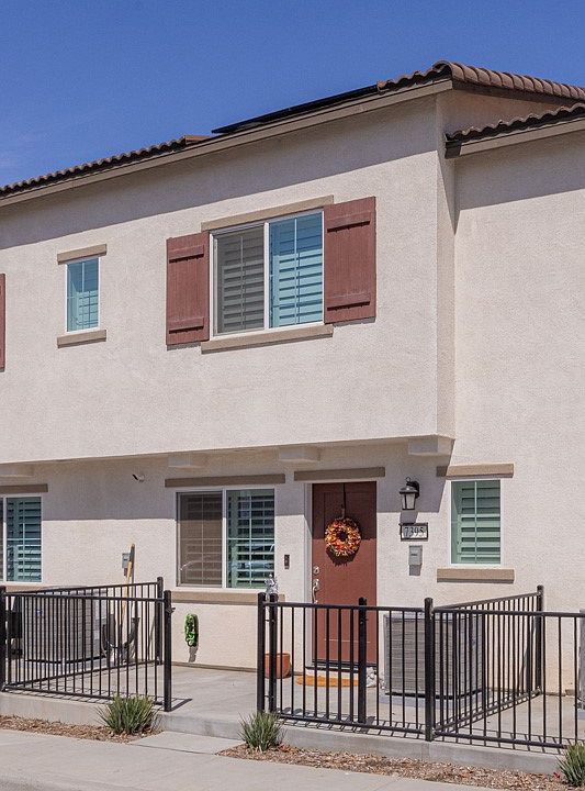 2nd image of 7395 Olive Grove St