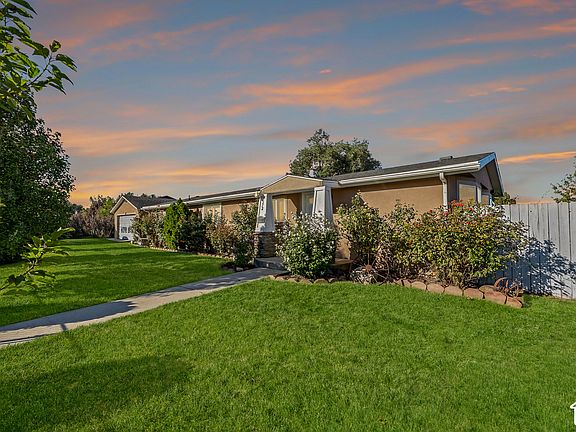 2nd image of 3372 S Mockingbird Way