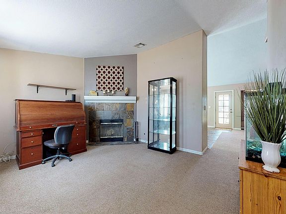 5th image of 10547 E Avenue S