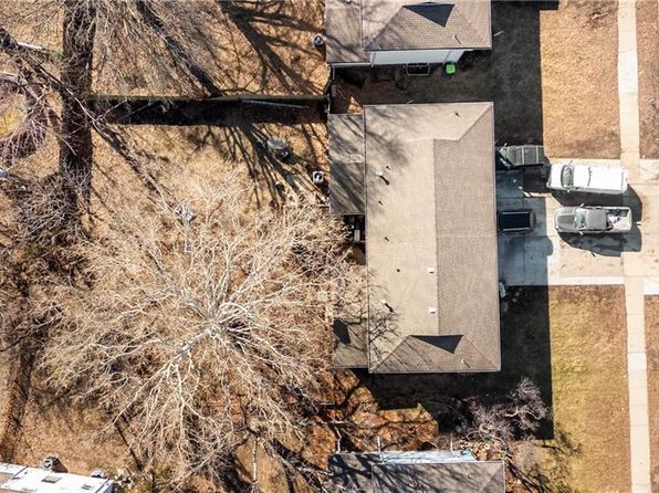 overland-park-kansas-75673854 picture