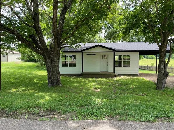 1104 Northwood Dr, Piedmont, MO 63957