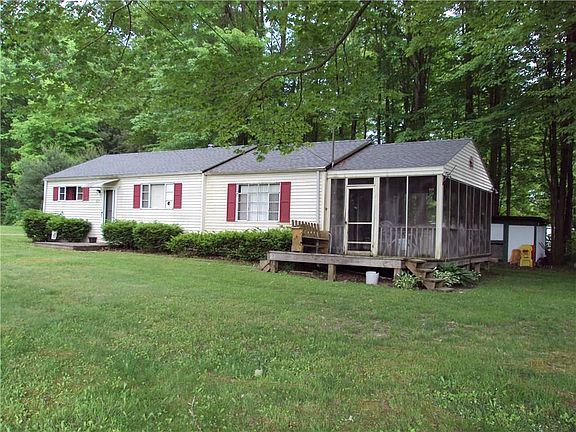 3rd image of 1605 Glenwood Dr