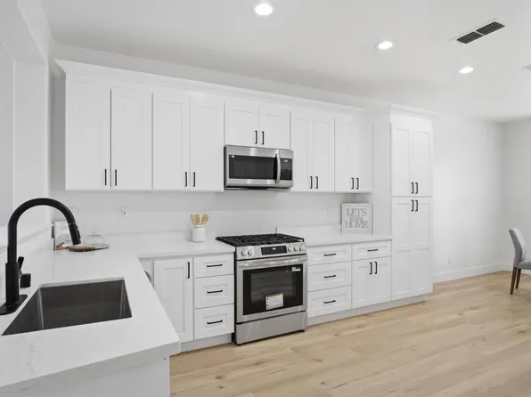 3528 Higgins Ave, Stockton, CA 95205