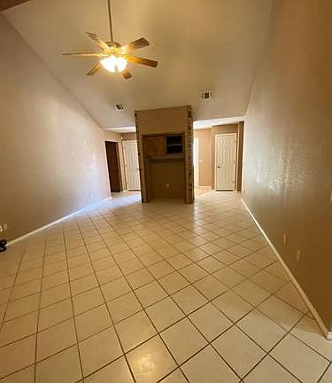 4th image of 3406 Edgemont Dr