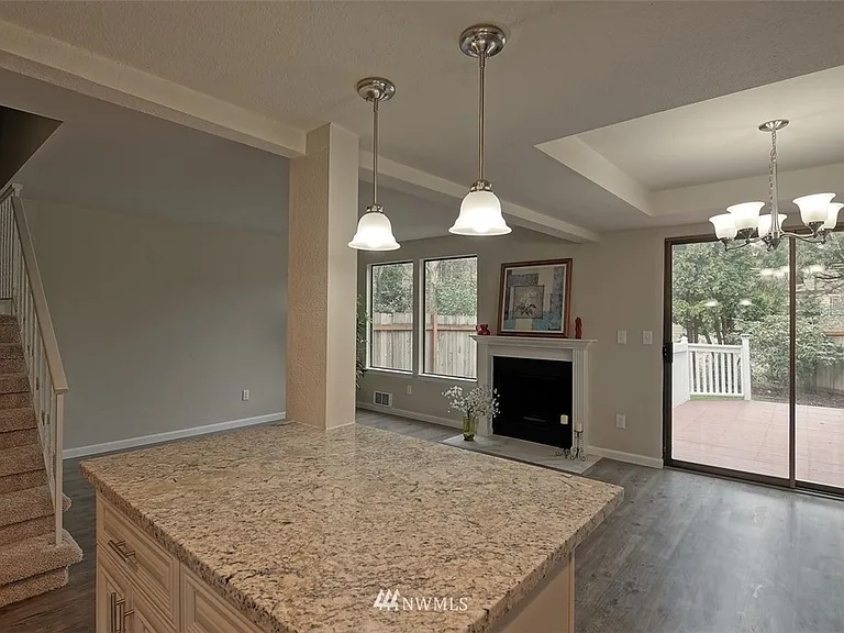 18430 20th Dr SE — Photo 11
