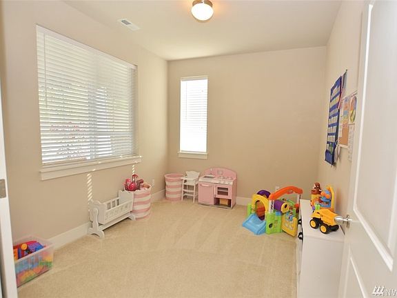 5th image of 18911 Village Pkwy E