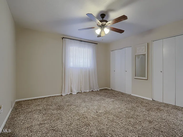 2927 Harrison Ave — Photo 32
